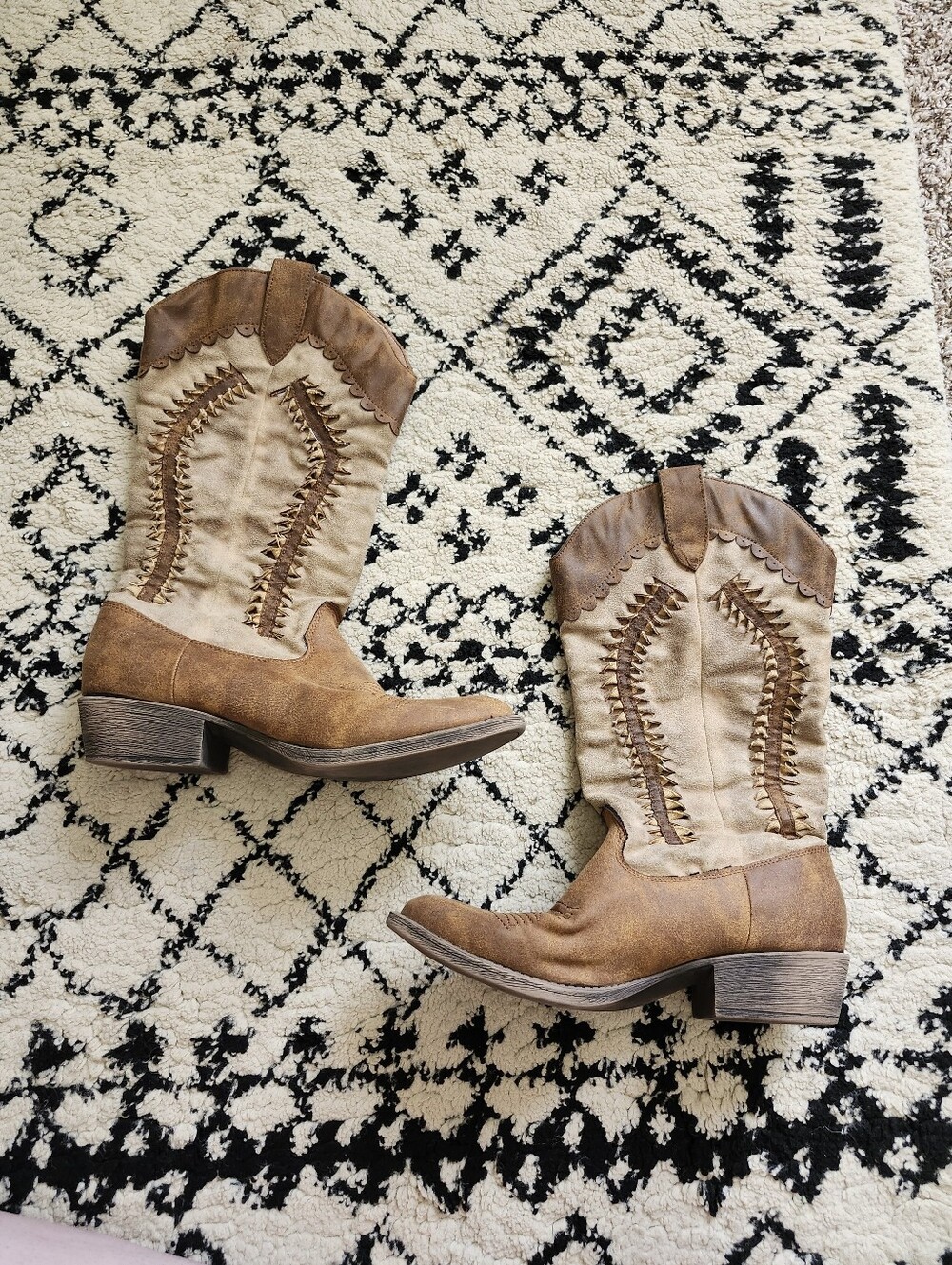Coconuts by Matisse Two-Tone Brown/Tan Western Heeled Boots
